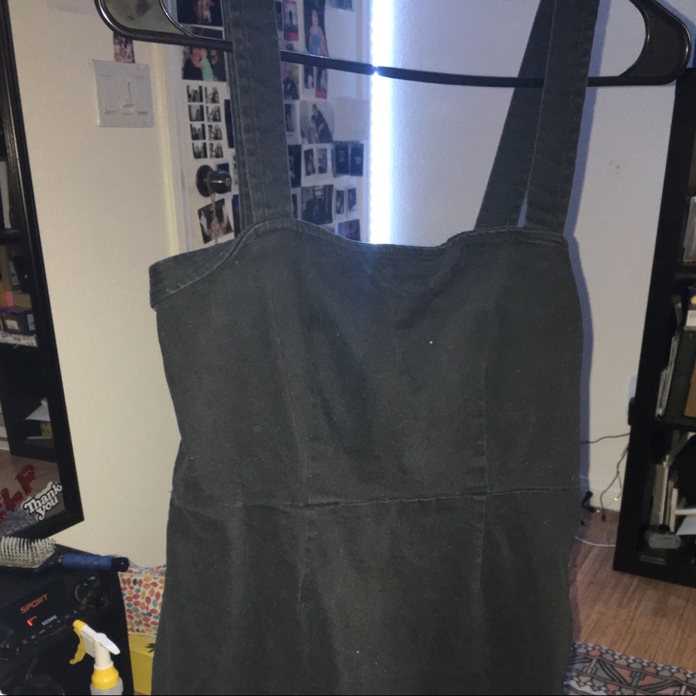 Black suspender looking dress, comfy cute and adjustable.